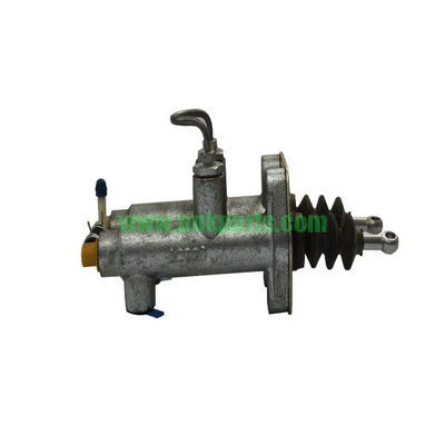 81869963 81866911 F0NN2140AD Massey Ferguson   tractor parts MASTER CYLINDER Tractor Agricuatural Machinery